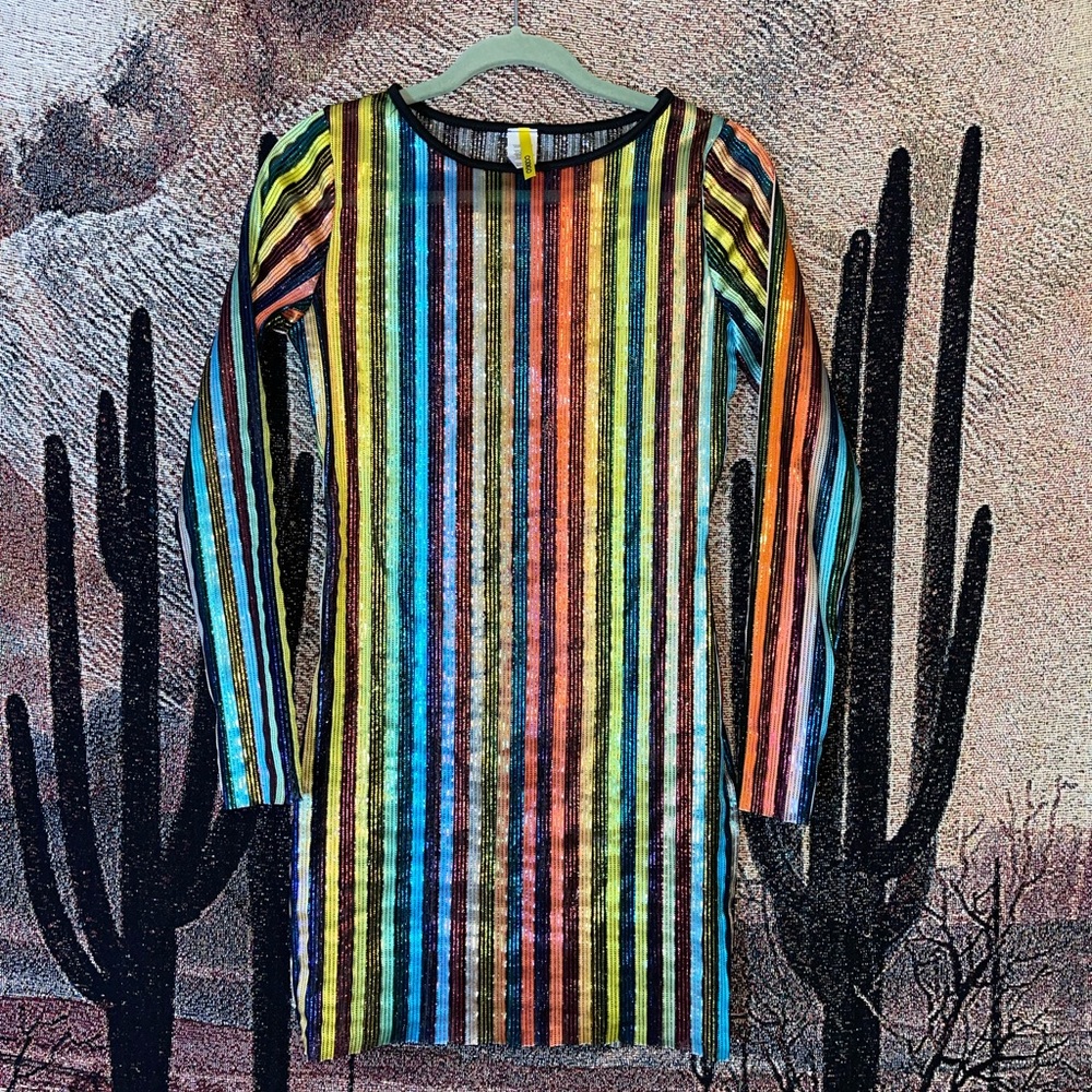 CODIGO Rainbow Dress. Size Medium